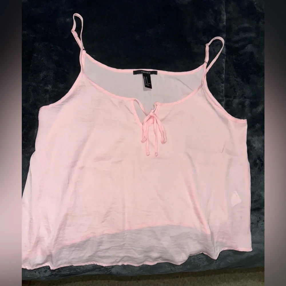 Crop Top - Picture 1 of 3